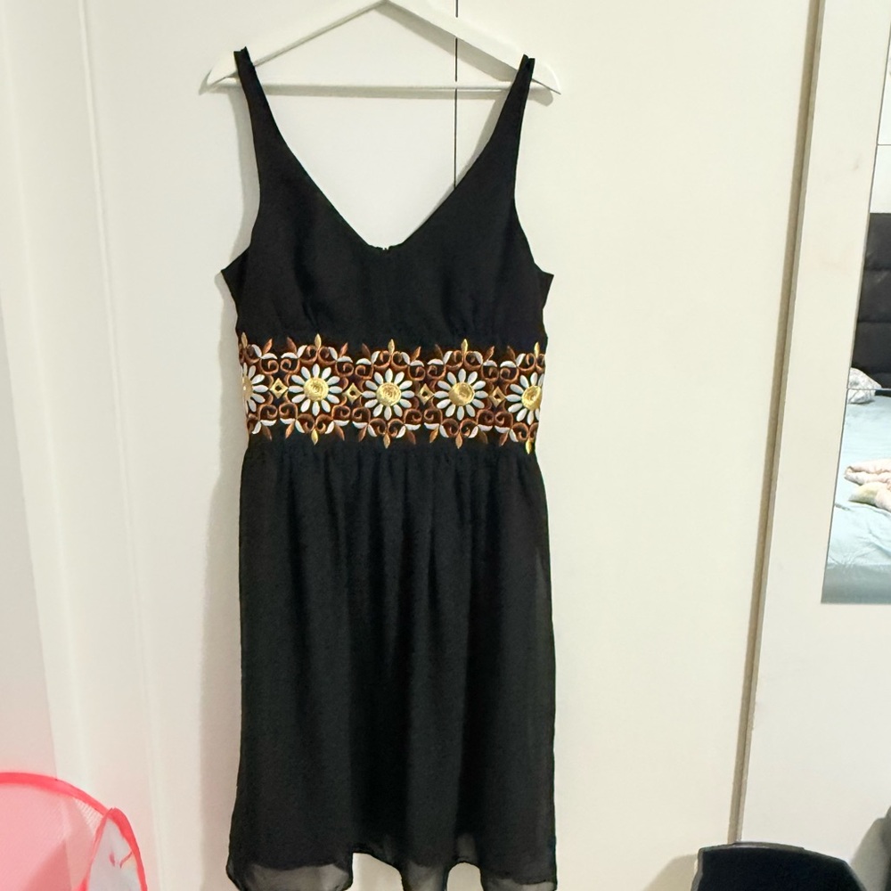 Vintage Robbie Bee Black Dress with Floral Embroidery